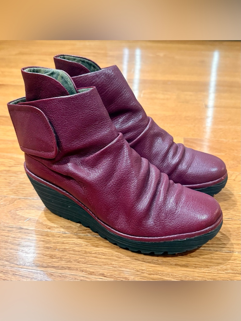 Fly London Womens 39 9-8.5 Yegi Leather Wedge Ankle Boots Booties Ruched Comfort